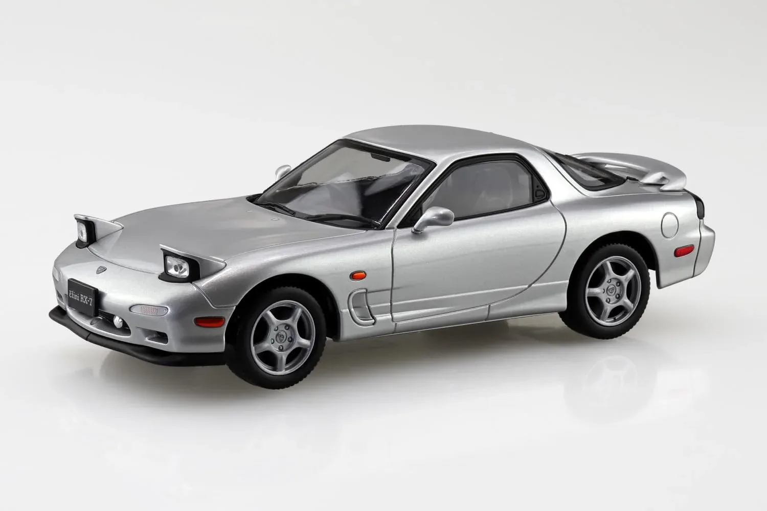 Aoshima 1/32 Snap Kit Infini Rx-7 Pre-Colored Model Silverstone - Image 2