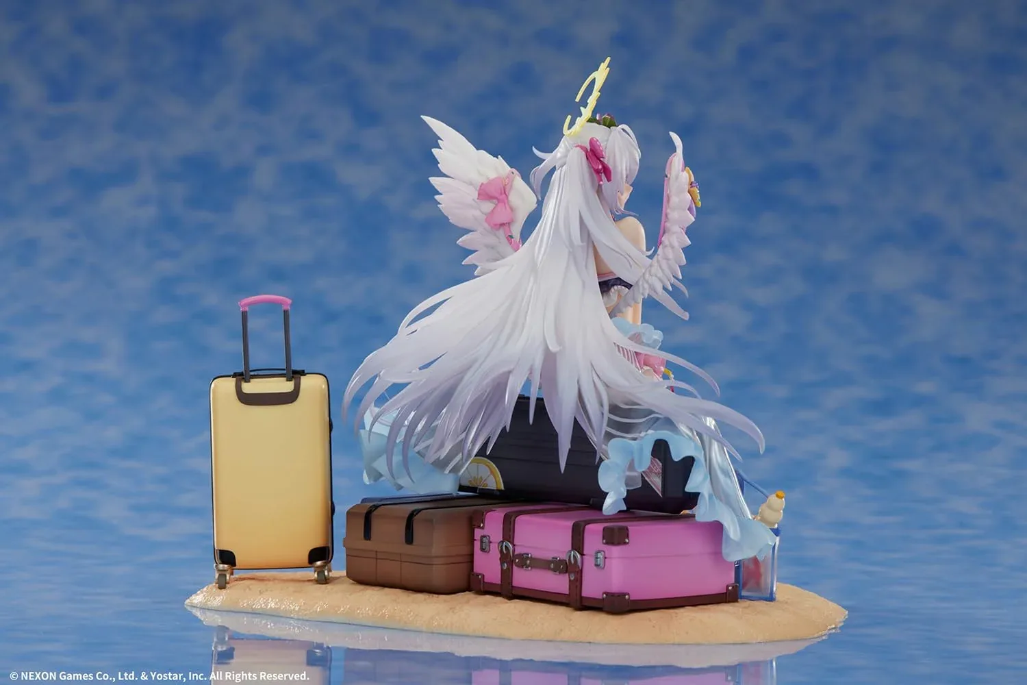 Apex Innovation Elegant Blue Archive Shirasu Azusa 1/7 Swimsuit Figure - Image 2